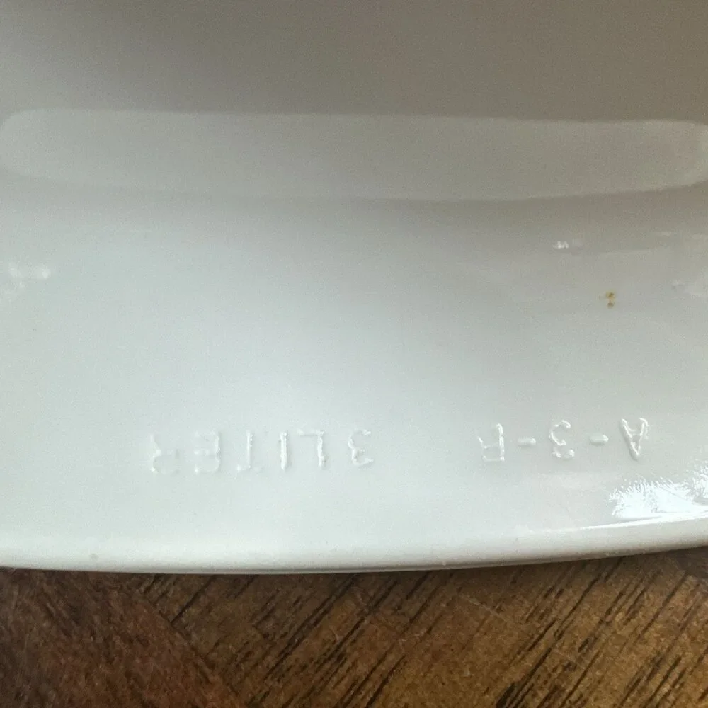 Pyrex vtg ltr